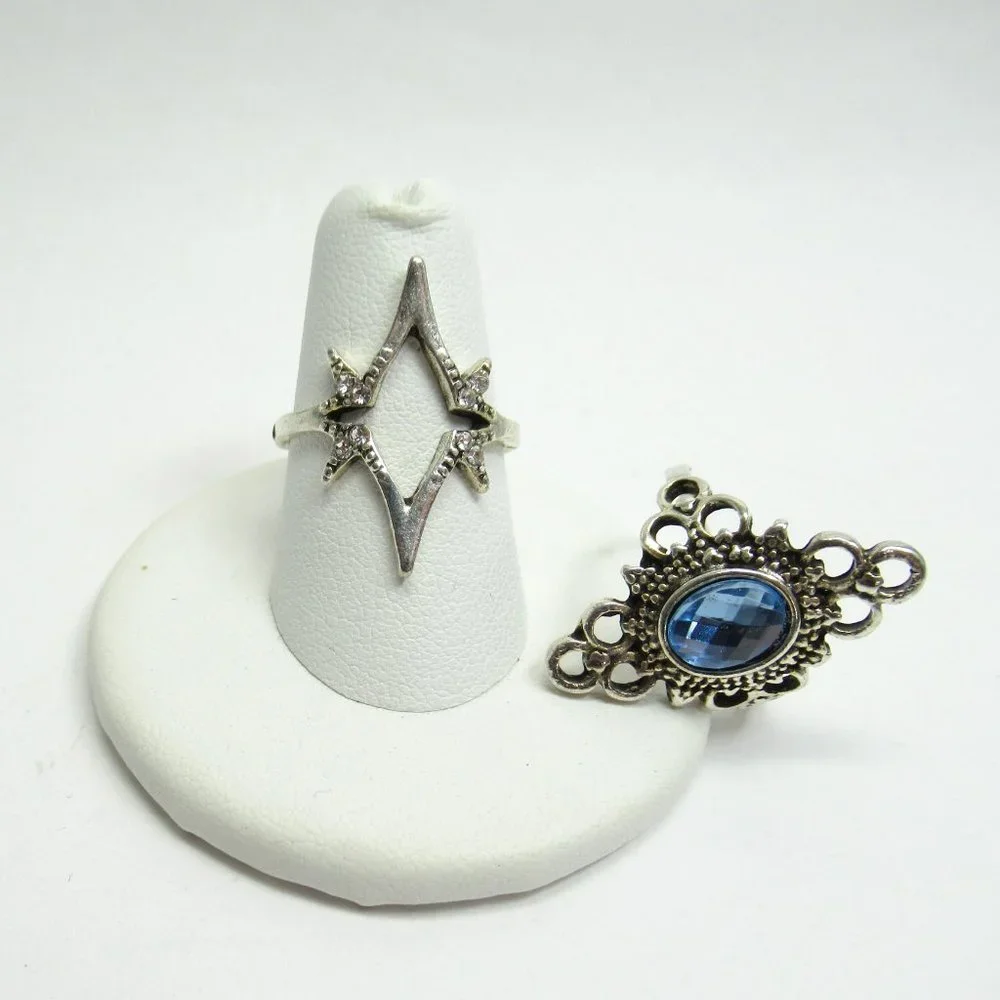 Pair of size 7 fashion rings